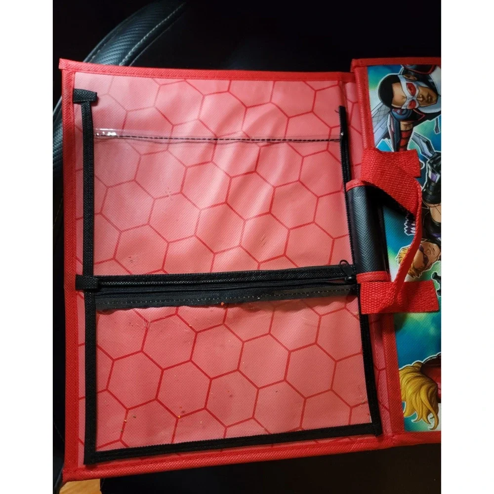2022 Marvel Bendon Avengers Tri Fold Storage Case School Binder With Handles